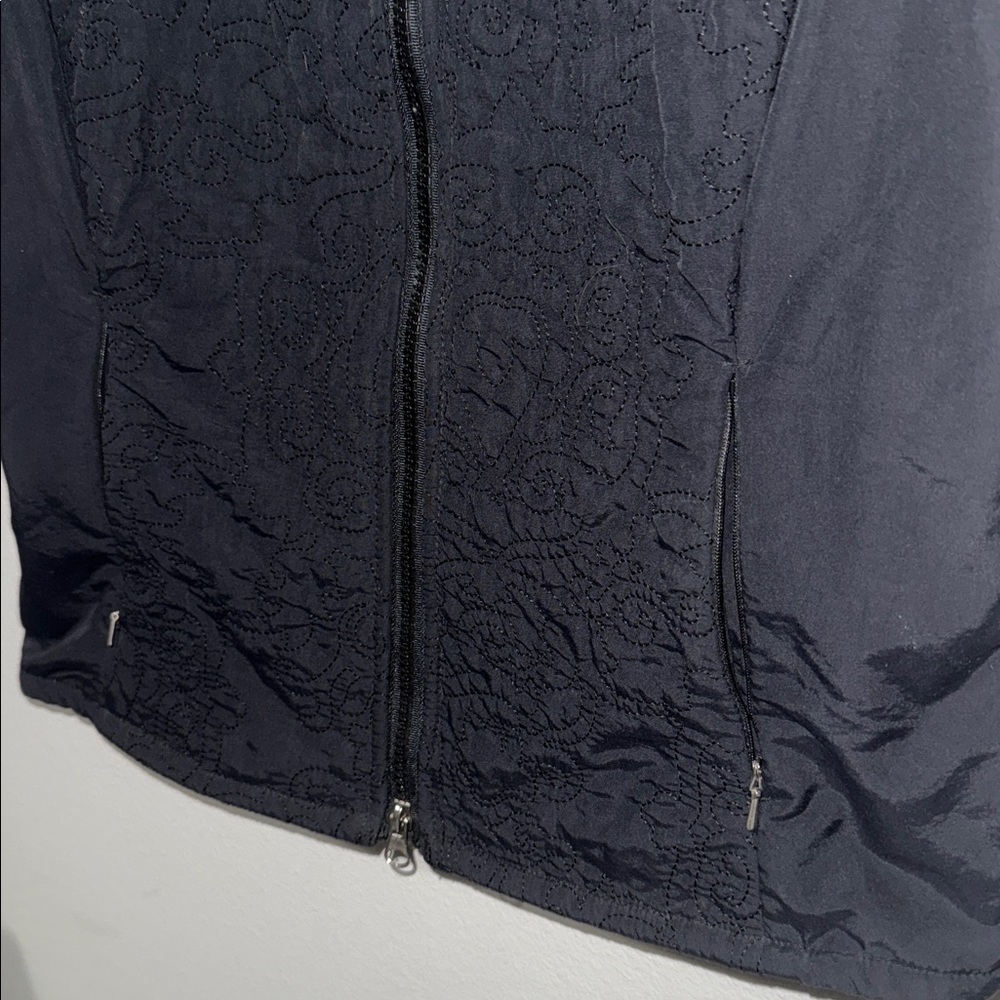 Lucy Black Stitched Nylon Vest Womens Medium Pockets Warm Winter Full Zip - Picture 5 of 9